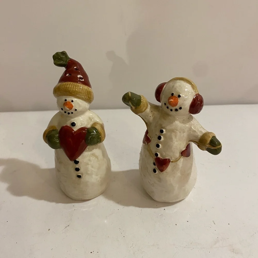 Snowmen Salt and Pepper Shakers (KA)